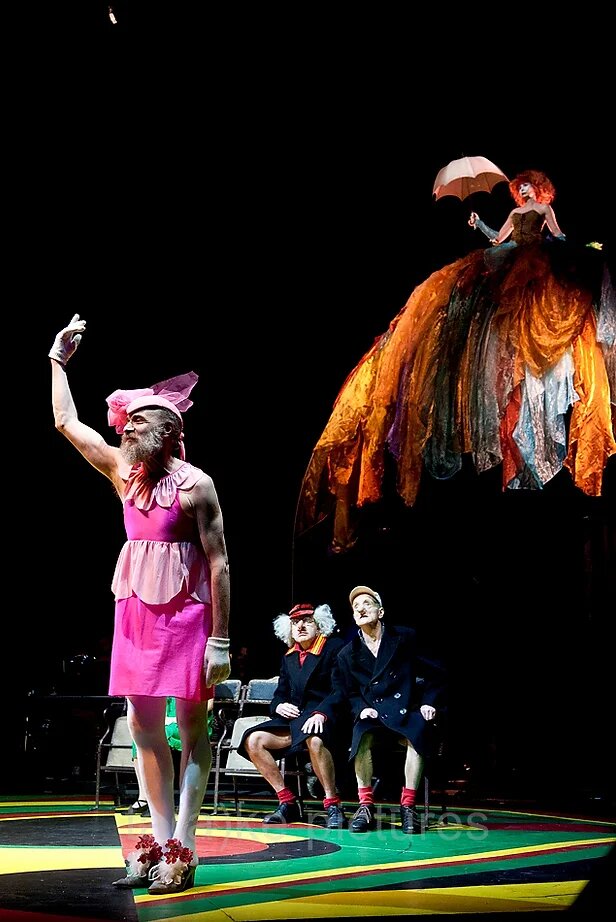 les-nono-font-leur-cirque-03